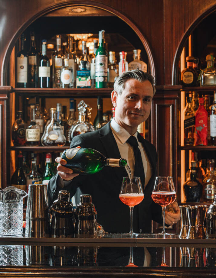 Alessio Giovannesi, Bar Manager dell'Hotel Hassler