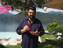 L’aperitivo rosa che berresti su ogni cosa Antonino Cannavacciuolo firma Contrattino