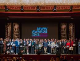 Milano Wine Week Awards 2024: Gli “Oscar del Vino” accendono il teatro Manzoni